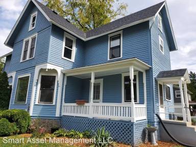 Main picture of 509 E Jefferson St