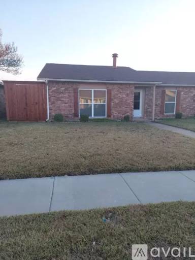 Main picture of 5016 Roberts Dr