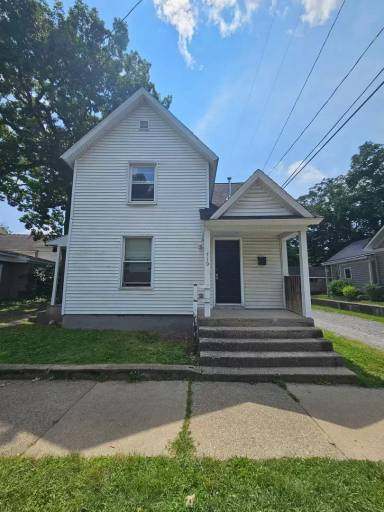 Main picture of 708 Watson St SW