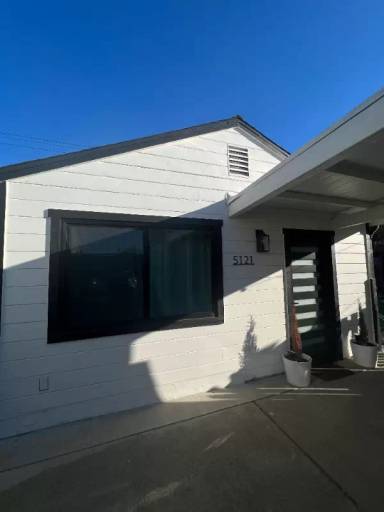 Main picture of 5121 11th Ave