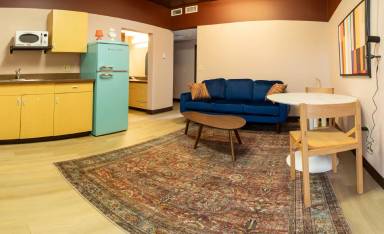 Main picture of 404 2nd St