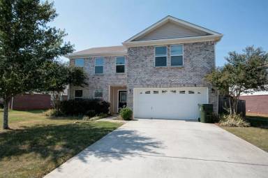 Main picture of 154 Brockton Dr