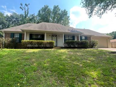 Main picture of 940 Grouse Meadows Dr