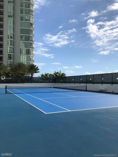 Main picture of Biscayne Beach