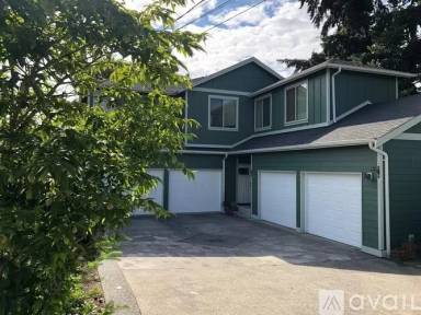 Main picture of 2133 Yew St