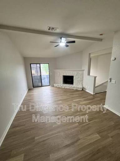 Main picture of 14425 N Pennsylvania Ave