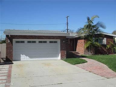 Main picture of 2285 Faust Ave