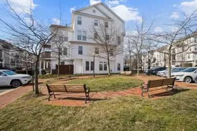 Main picture of 1610 Princess St