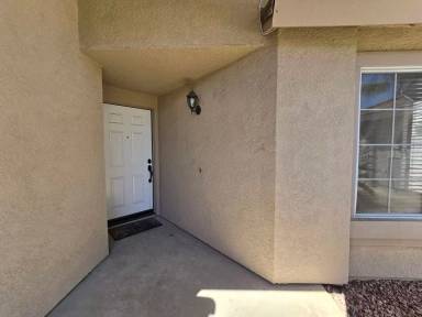 Main picture of 19275 Foxtail Ln