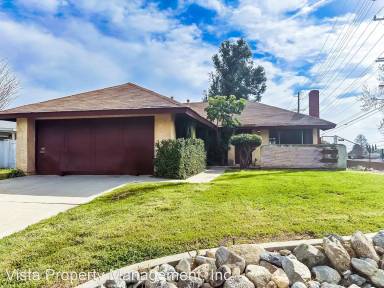 Main picture of 10111 Palo Alto St