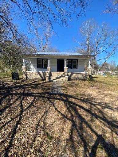 Main picture of 208 Fairy Ave