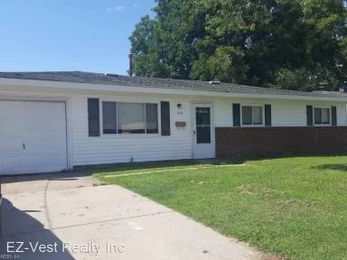Main picture of 350 Fox Hill Rd