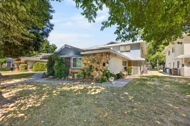 Main picture of 6252 Cavan Dr