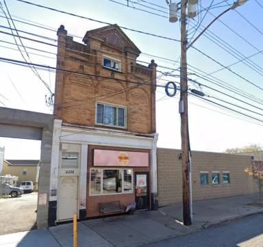 Main picture of 2332 Arlington Ave