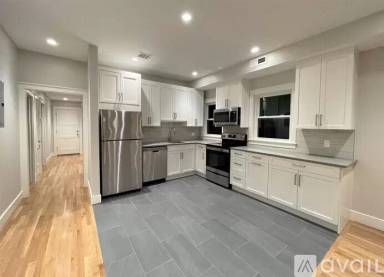 Main picture of 70A Spring St