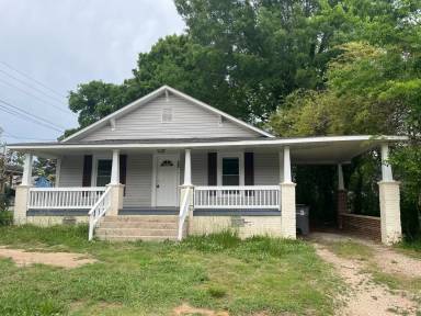 Main picture of 610 Barlow Ave