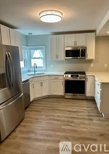 Main picture of 1719 N Division St