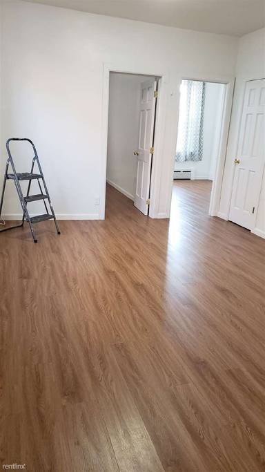 Main picture of 16 Avenue O