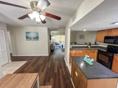 Main picture of Creeks Edge Condos