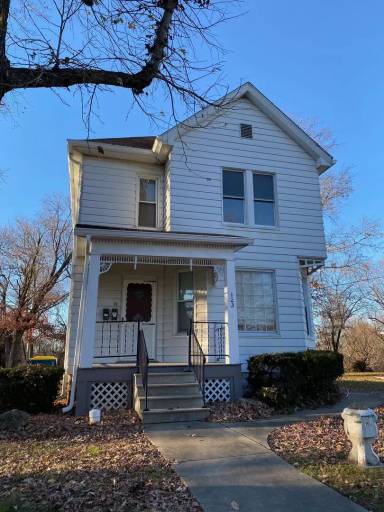 Main picture of 123 Teckla Ave