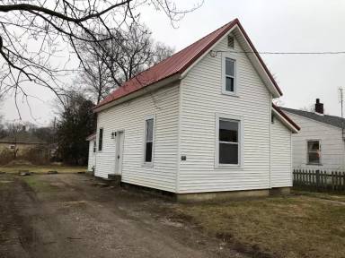 Main picture of 920 Glenn St