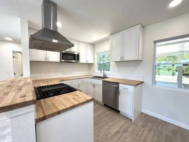 Main picture of 4440 Stuart Ave