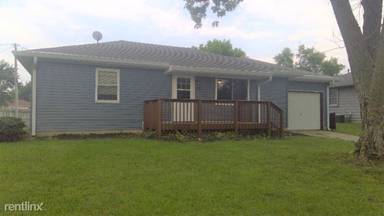 Main picture of 1810 Manor Dr