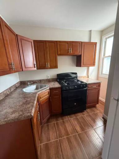 Main picture of 178 Alexander St
