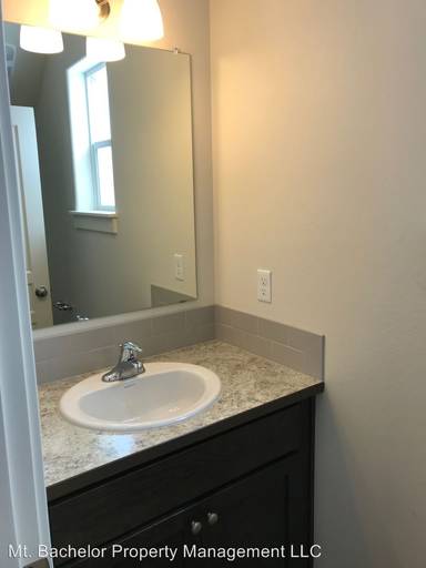 Main picture of 3612 SW Pumice Ave