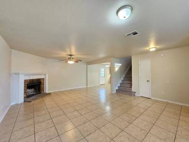 Main picture of 2201 Dennis St