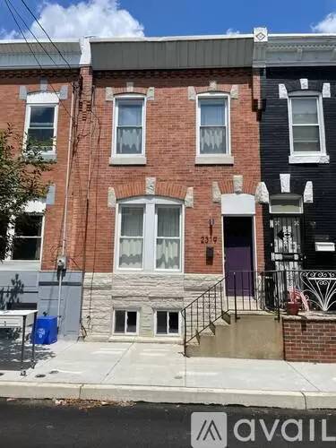 Main picture of 2319 Fernon St