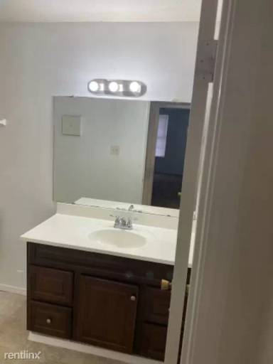 Main picture of Leawood Condominiums