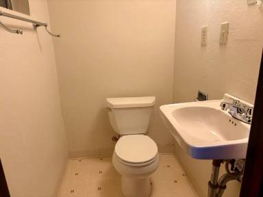 Main picture of 18733 Stanton Ave