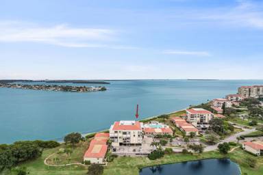 Main picture of 6104 Palma del Mar Blvd S