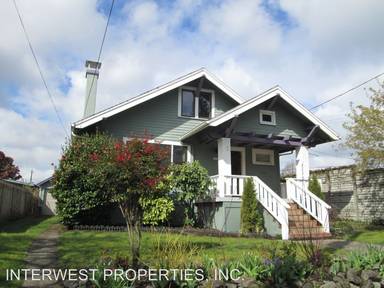 Main picture of 2927 NE 63rd Ave