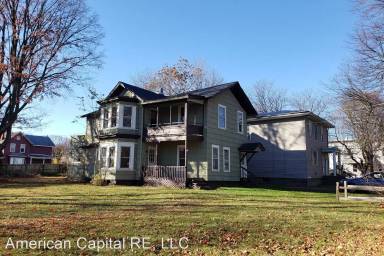Main picture of 202 Harmon St