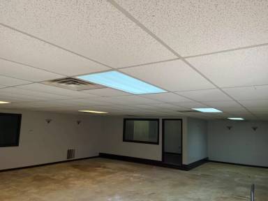 Main picture of 75 61st St