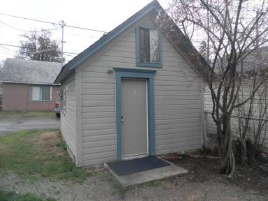 Main picture of 303 SW I St
