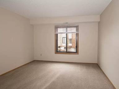 Main picture of 2015 Central Ave NE
