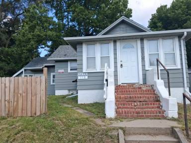 Main picture of 124 S Wilmoth Ave