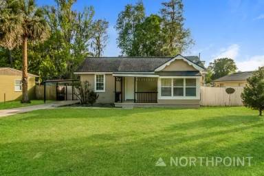 Main picture of 9776 Hogan Rd