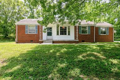 Main picture of 4824 Lynn Dr