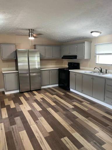 Main picture of 60 Country Rd