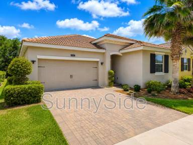 Main picture of 1047 Oak Bluff Dr