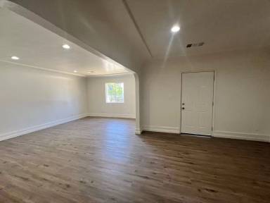 Main picture of 1041 6th St