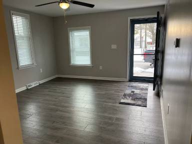 Main picture of 20 Charles St