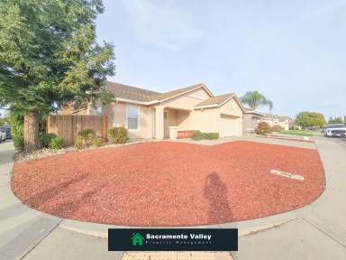 Main picture of 9755 Westfalen Way