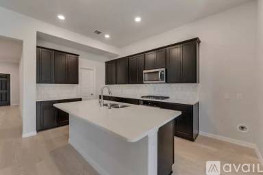 Main picture of 3437 Loftwood Ln
