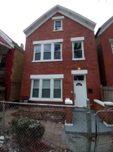 Main picture of 2624 S Homan Ave