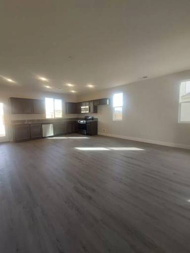 Main picture of 755 Crimson Cir
